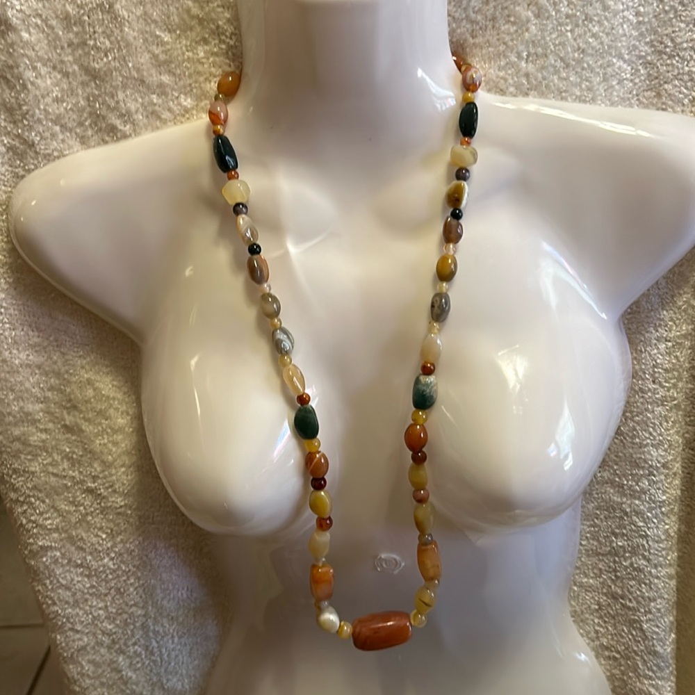 Women’s Beautiful Vintage Variety of Polished semi precious Gem Stones necklace